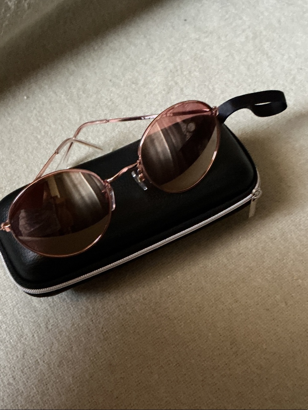 Round Pink-Tinted Metal Sunglasses for Women